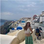 Doy clases de cualquier materia de la ESO y de primaria además de Bachillerato científico . Estoy estudiando Farmacia